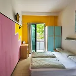 Elba 3*