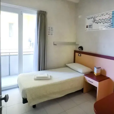 Elba 3*